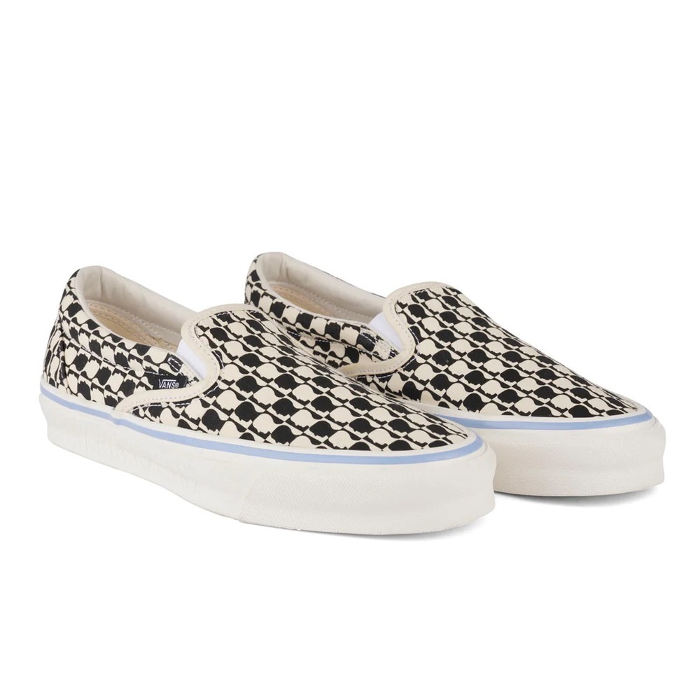 SOLD Vans Slip-On Sneakers